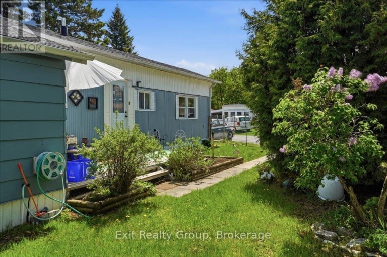 63 - 63 WHITES ROAD, Quinte West (Sidney Ward), Ontario, K8V5P5