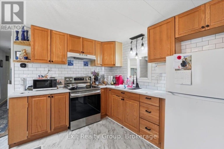 63 - 63 WHITES ROAD, Quinte West (Sidney Ward), Ontario, K8V5P5