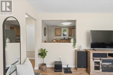 584 WOLFE STREET Peterborough (Town Ward 3) Ontario photo 11