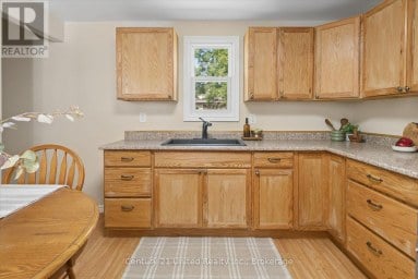 584 WOLFE STREET Peterborough (Town Ward 3) Ontario photo 13