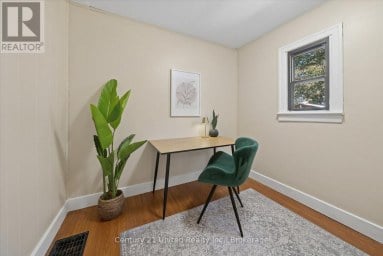 584 WOLFE STREET Peterborough (Town Ward 3) Ontario photo 22
