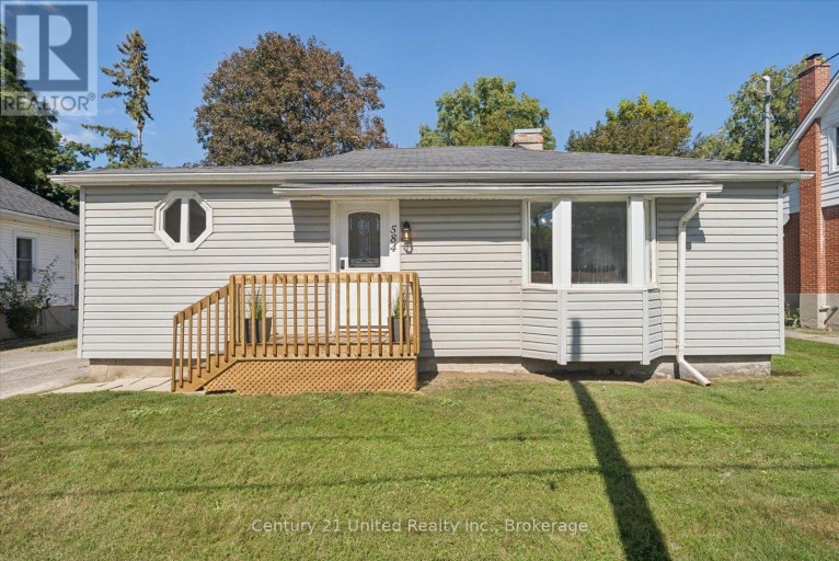 584 WOLFE STREET, Peterborough (Town Ward 3), Ontario, K9J2L8