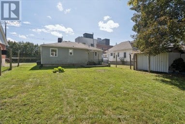 584 WOLFE STREET Peterborough (Town Ward 3) Ontario photo 30