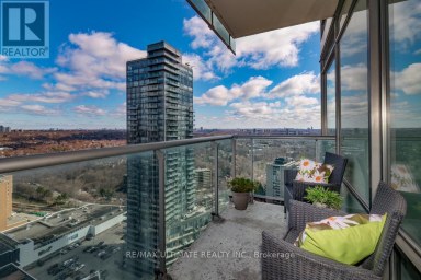 2607 - 18 YORKVILLE AVENUE Toronto (Annex) Ontario photo 9