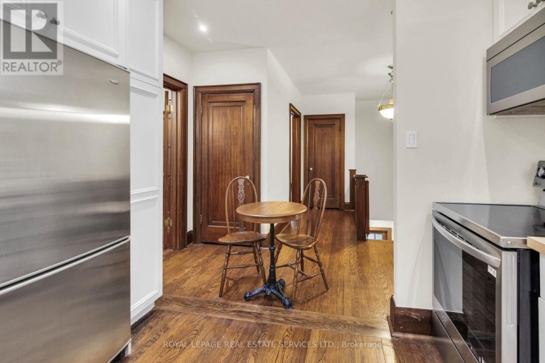 2ND FLOOR - 113 CHAPLIN CRESCENT, Toronto (Forest Hill South), Ontario, M5P1A6