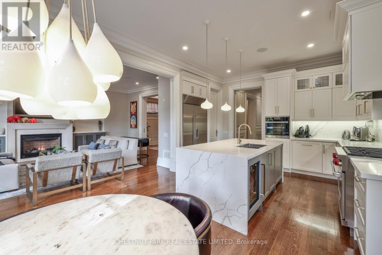 19 WHITEHALL ROAD, Toronto (Rosedale-Moore Park), Ontario, M4W2C5
