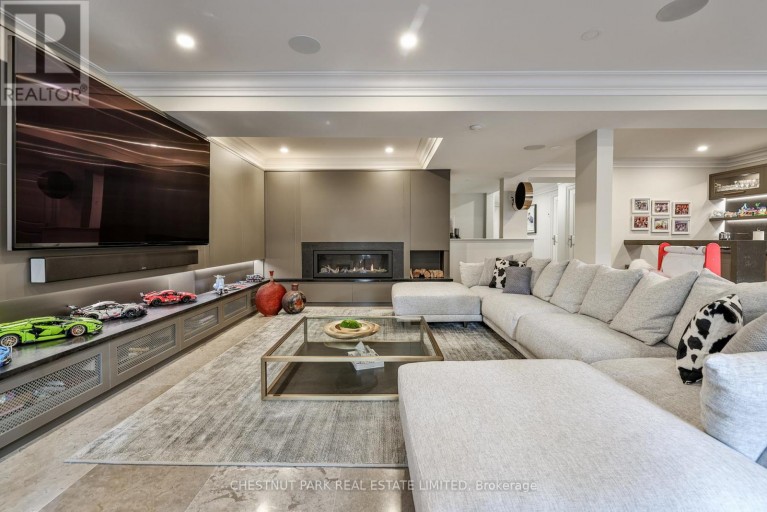 19 WHITEHALL ROAD, Toronto (Rosedale-Moore Park), Ontario, M4W2C5