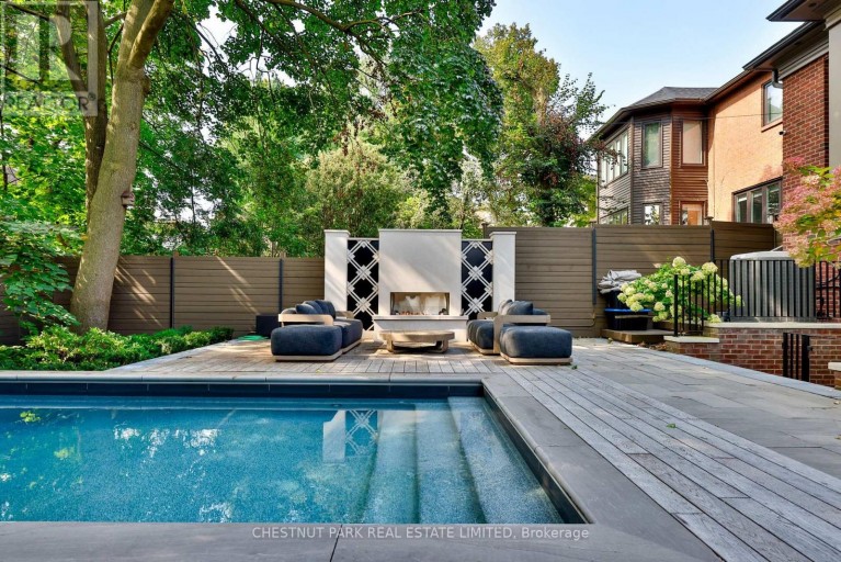 19 WHITEHALL ROAD, Toronto (Rosedale-Moore Park), Ontario, M4W2C5