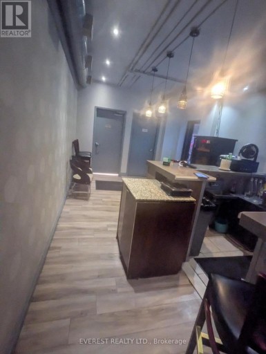 3305 YONGE STREET, Toronto (Lawrence Park North), Ontario, M4N2L8
