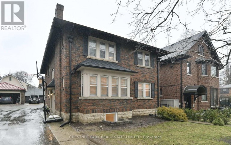 11 ROSE PARK CRESCENT, Toronto (Rosedale-Moore Park), Ontario, M4T1P8