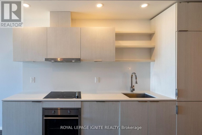 605 - 12 BONNYCASTLE STREET, Toronto (Waterfront Communities), Ontario, M5A0C8
