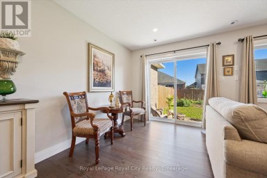 140 HALLS DRIVE Centre Wellington (Elora/Salem) Ontario photo 16