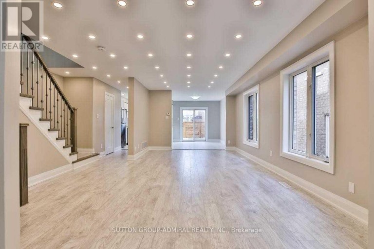 99 MAPLE SUGAR LANE, Vaughan (Patterson), Ontario, L4J8M8