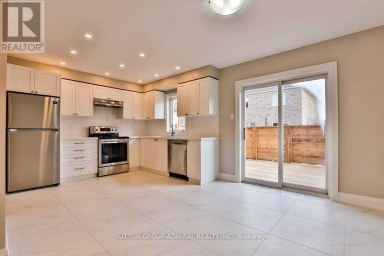 99 MAPLE SUGAR LANE Vaughan (Patterson) Ontario photo 5