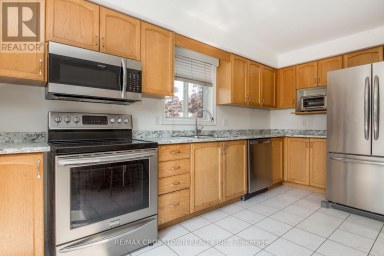 1 LANG DRIVE Barrie (Northwest) Ontario photo 14