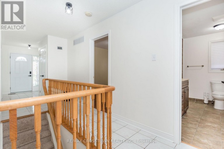 1 LANG DRIVE, Barrie (Northwest), Ontario, L4N7X9