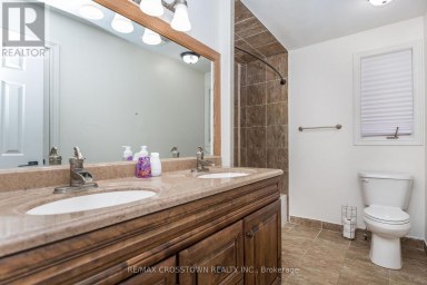1 LANG DRIVE Barrie (Northwest) Ontario photo 18