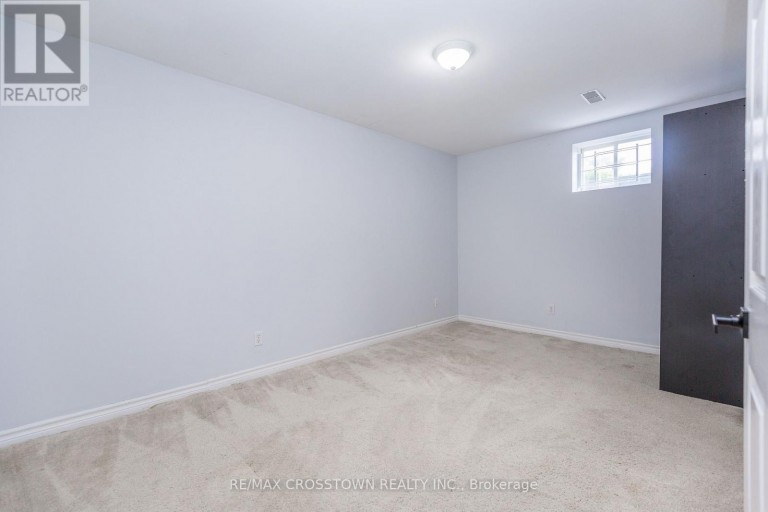 1 LANG DRIVE, Barrie (Northwest), Ontario, L4N7X9