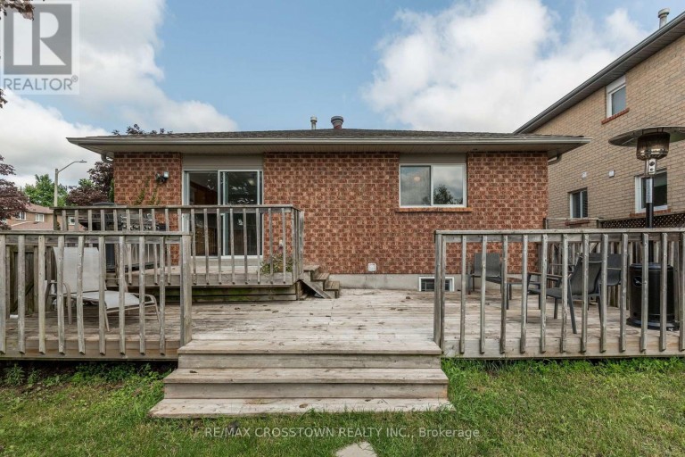1 LANG DRIVE, Barrie (Northwest), Ontario, L4N7X9