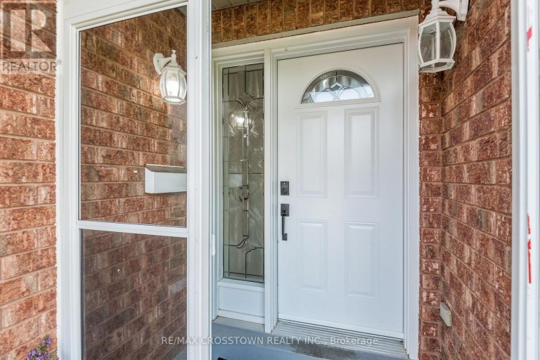 1 LANG DRIVE, Barrie (Northwest), Ontario, L4N7X9