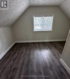 123 HENRY STREET Barrie (Queen's Park) Ontario photo 7