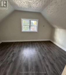 123 HENRY STREET Barrie (Queen's Park) Ontario photo 9
