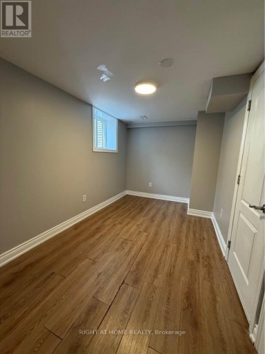 2468 HENSALL STREET, Mississauga (Cooksville), Ontario, L5A2T2