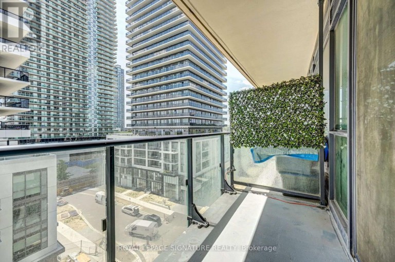 710 - 59 ANNIE CRAIG DRIVE, Toronto (Mimico), Ontario, M8V0C4