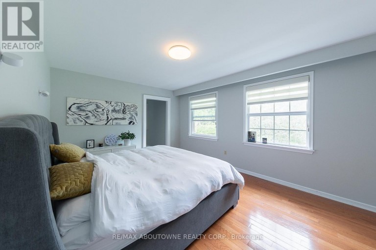 1290 BRAESIDE DRIVE, Oakville (MO Morrison), Ontario, L6J2A4