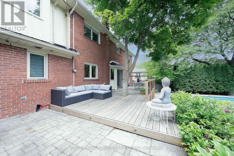 1290 BRAESIDE DRIVE, Oakville (MO Morrison), Ontario, L6J2A4