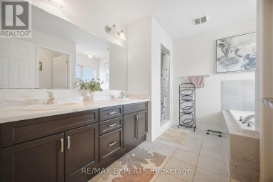 353 CEDAR HEDGE ROAD Milton (CL Clarke) Ontario photo 19