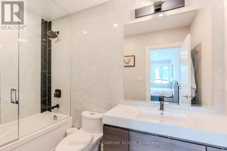 MAIN - 45 WILLIAM STREET, Toronto (Weston), Ontario, M9N2G6
