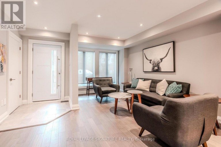 MAIN - 45 WILLIAM STREET, Toronto (Weston), Ontario, M9N2G6