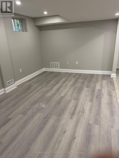 19 MANNEL (BASEMENT) CRESCENT, Brampton (Bram West), Ontario, L6Y5E2