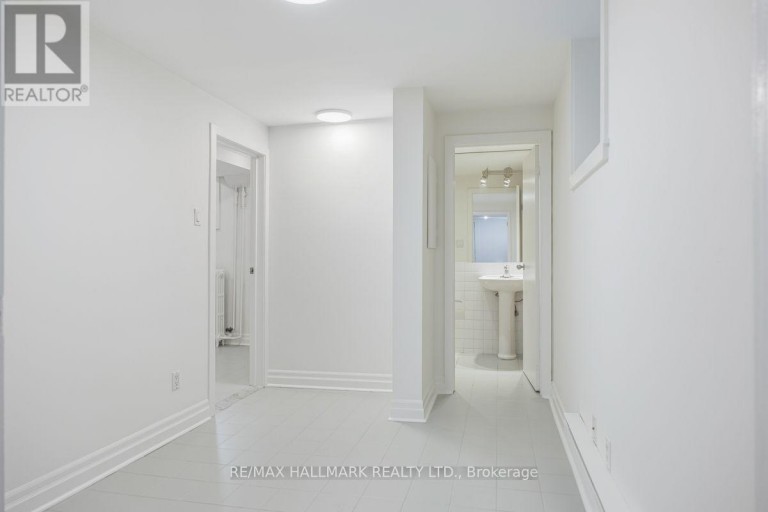 LOWER - 483 PARKSIDE DRIVE, Toronto (High Park-Swansea), Ontario, M6R2Z9