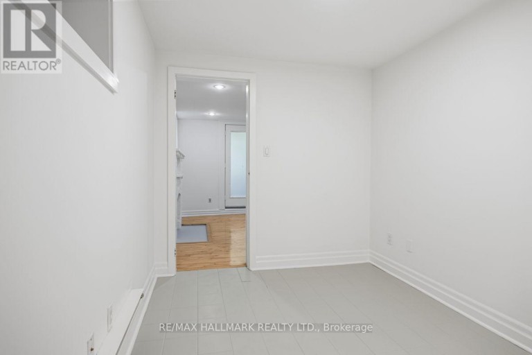 LOWER - 483 PARKSIDE DRIVE, Toronto (High Park-Swansea), Ontario, M6R2Z9