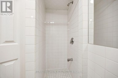 LOWER - 483 PARKSIDE DRIVE Toronto (High Park-Swansea) Ontario photo 23