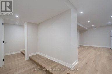 57 ENFIELD AVENUE Toronto (Long Branch) Ontario photo 10