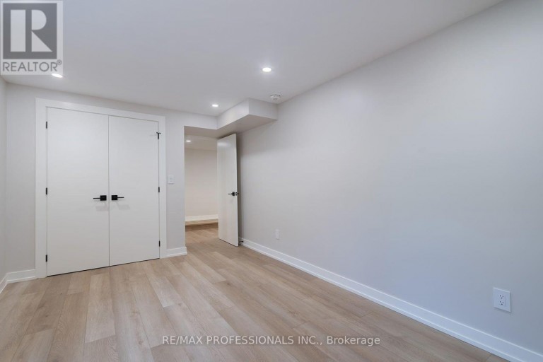 57 ENFIELD AVENUE, Toronto (Long Branch), Ontario, M8W1T6