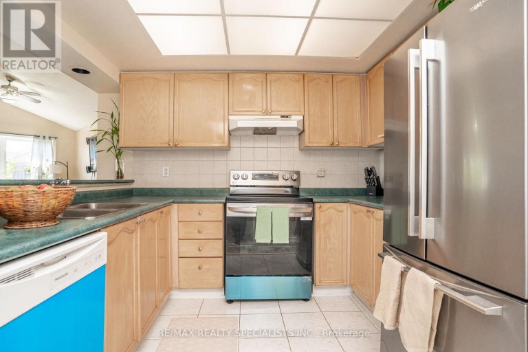 159 - 85 BRISTOL ROAD, Mississauga (Hurontario), Ontario, L4Z3P3