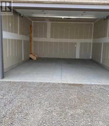 734 CHELTON ROAD, London South (South U), Ontario, N6M0H8