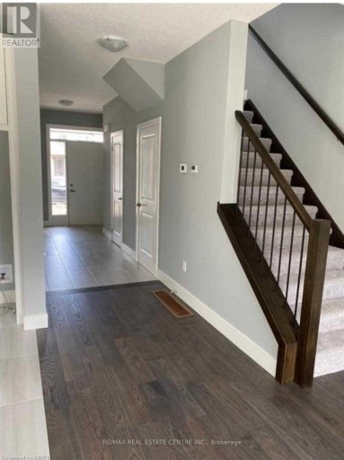 734 CHELTON ROAD, London South (South U), Ontario, N6M0H8