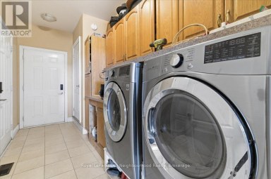 1879 APPLEVIEW ROAD Pickering (Dunbarton) Ontario photo 17