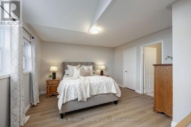 75 BONATHON CRESCENT Clarington (Bowmanville) Ontario photo 26
