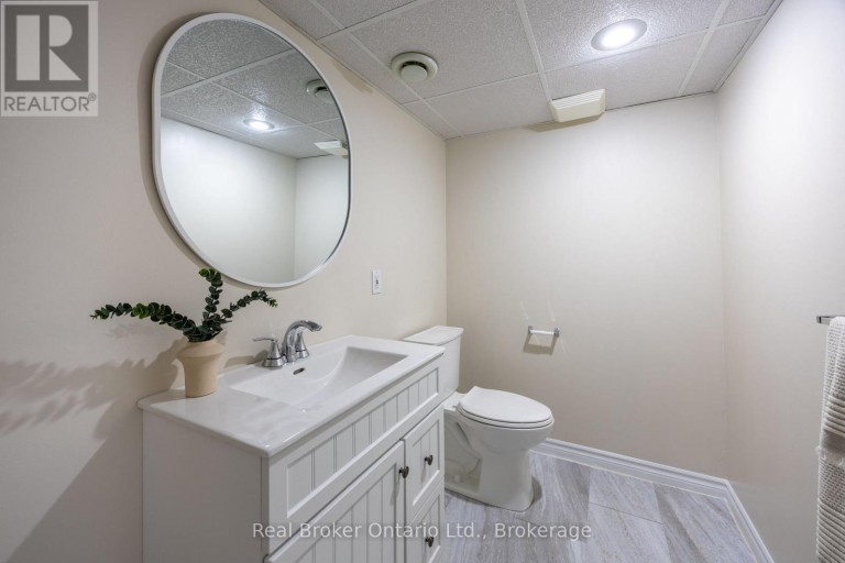 75 BONATHON CRESCENT, Clarington (Bowmanville), Ontario, L1C5B9