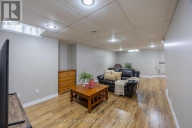 75 BONATHON CRESCENT Clarington (Bowmanville) Ontario photo 37