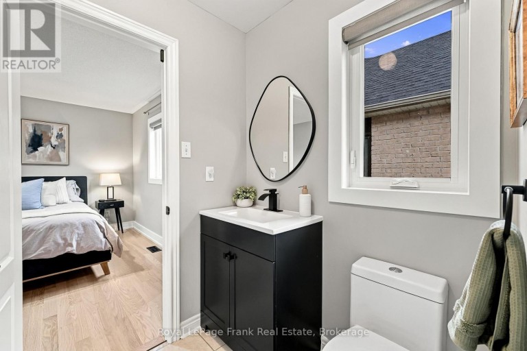 6 FOXBURY ROAD, Uxbridge, Ontario, L9P1Z9