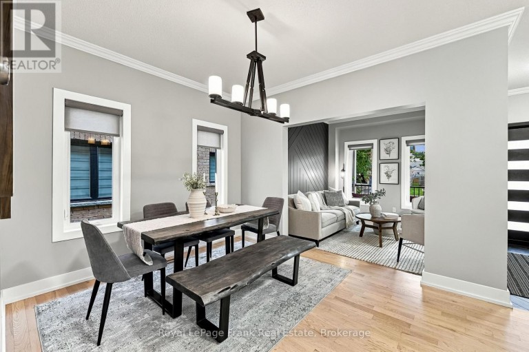 6 FOXBURY ROAD, Uxbridge, Ontario, L9P1Z9