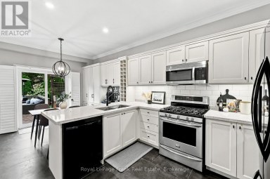 6 FOXBURY ROAD Uxbridge Ontario photo 8