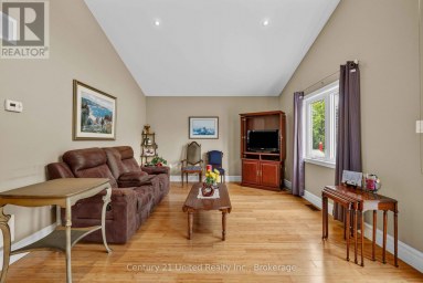 127.5 ADELAIDE STREET S Kawartha Lakes (Lindsay) Ontario photo 14